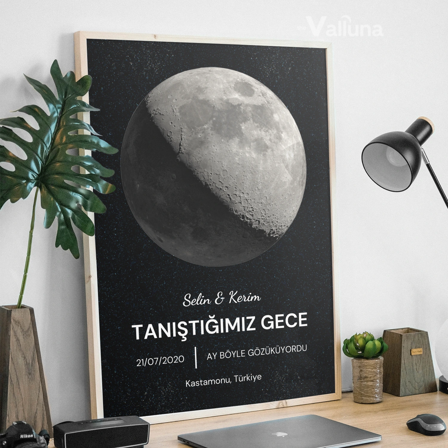 Tanıştığımız gece ay böyleydi | Çerçeveli Poster