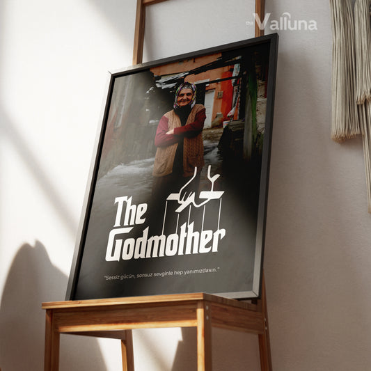 The Godmother temalı Anne | Çerçeveli Poster
